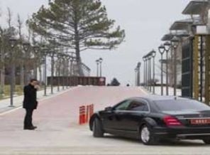 Komutan Beştepe'ye çıkıyor