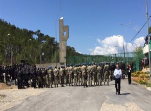 Nükleer Santral açılışında protesto!