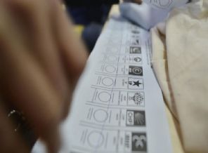 5 farklı anket firmasına göre son oy oranları