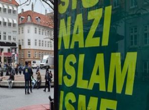 İslam karşıtı afişe tepki yağdı