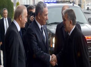 Gül ve Bülent Arınç yeni parti kuracak mı?