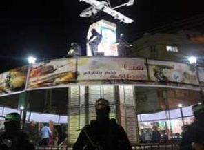 Gazze'de 'insansız hava aracı anıtı'