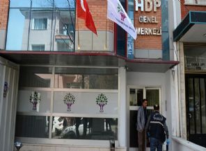 HDP'ye yapılan saldırıda gözaltılar var