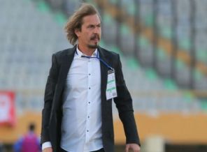 Ayhan Akman istifa etti