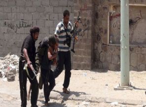 Asıri: Husilerin hava savunmasını imha ettik