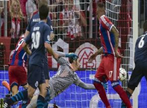 Bayern, Porto'yu parçaladı