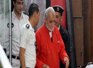 İhvan liderine idam kıyafeti