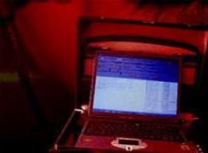 Çantalı telekulak cihazı skandalı