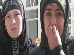 Kadınlara siyah kıyafet yasaklandı