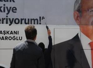 CHP seçim otobüsüne saldırı