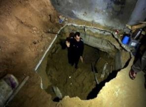 Gazzelilerin patlamamış bomba çilesi