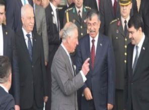 Prens Charles Türkiye'ye geldi