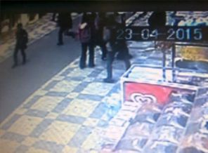 1 Mayıs afiş kavgası kanlı bitti