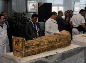 Mısır'ın kaçırılan tarihi eserleri iade edildi