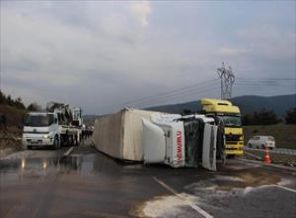 Bolu'da trafiği kitleyen kaza
