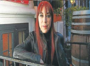 Leman Sam'dan olay Nepal tweeti