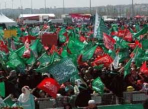 Peygamber Sevdalıları Yenikapı Meydanı'nda toplandı