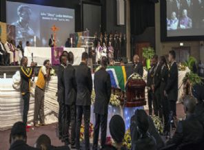 Moshoeu son yolculuğuna uğurlandı!