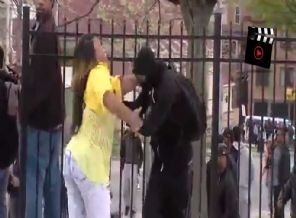 Eylemciye anne dayağı