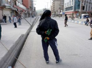 Yüksekova’da cenaze gerginliği